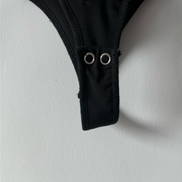 Dynamite Mesh Bodysuit Long Sleeve - Picture 4 of 7